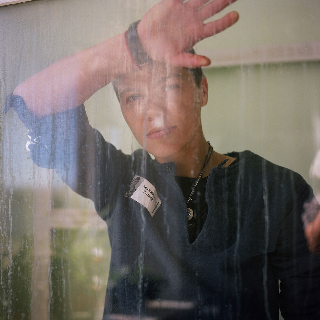 Самые распространённые преступления связаны с наркотиками и самообороной. Самая модная одежда - с бейджем на правой груди. 